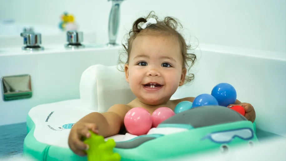 Fun floaten bij de baby spa